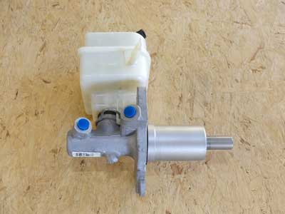 BMW Brake Master Cylinder w/ Fluid Reservoir 34336786586 04-17 5, 6, 7 Series